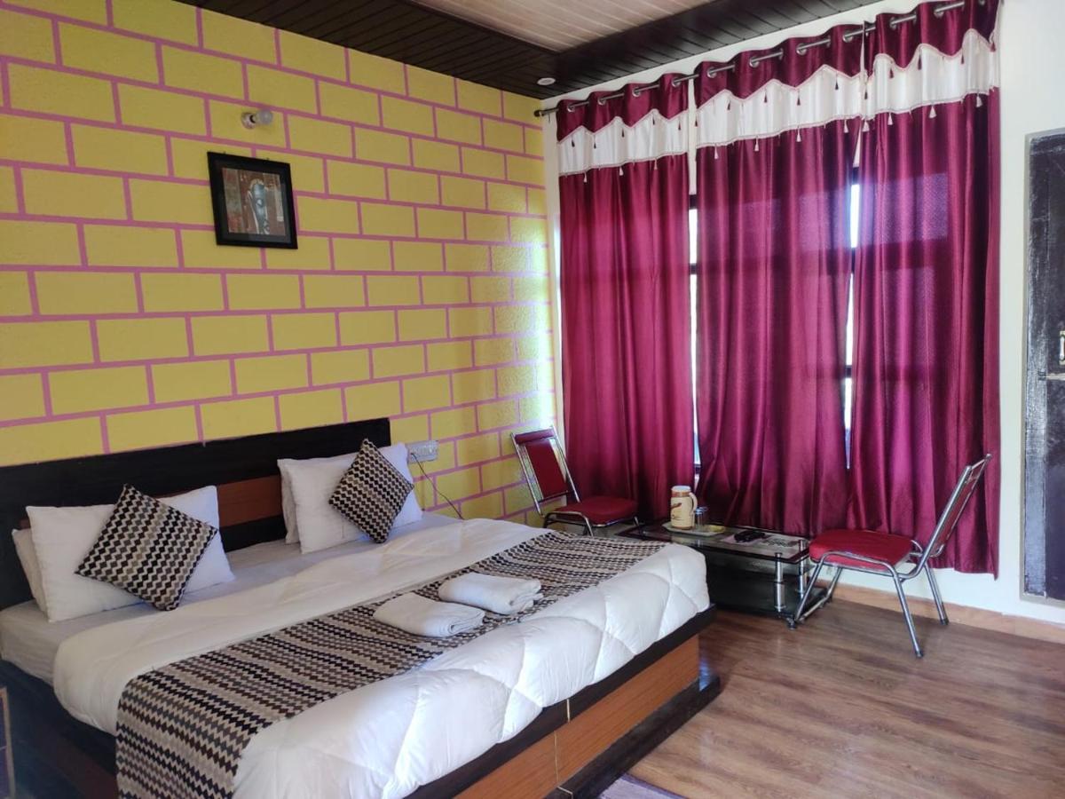 Hotel Deepraj, Kausani Exterior foto